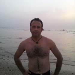 Afzaalmalik's Chat & Dating Profile