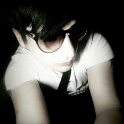 Alex25's Chat & Dating Profile