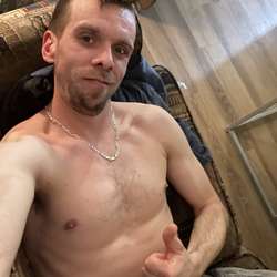Allaannnn's Chat & Dating Profile