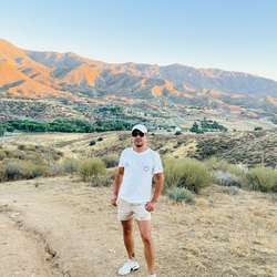 Andres42's Chat & Dating Profile