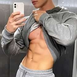 AshtonBen's Chat & Dating Profile