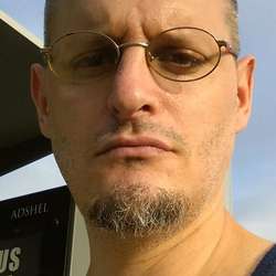 Bluemage75's Chat & Dating Profile