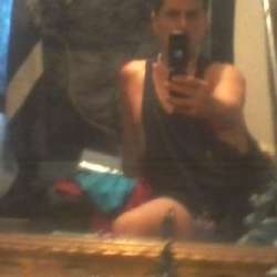 Boogienites's Chat & Dating Profile