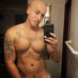 Briansimmons's Chat & Dating Profile