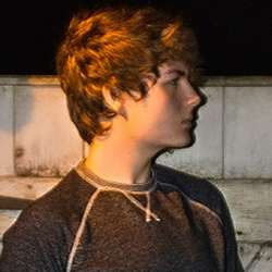 BulgeForU's Chat & Dating Profile