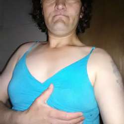 Cdwolf's Chat & Dating Profile