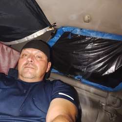 Dickinhand67's Chat & Dating Profile