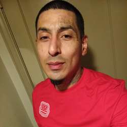 DrTMrHyde's Chat & Dating Profile