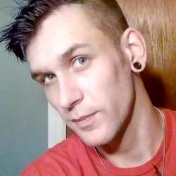 Eddiemb's Chat & Dating Profile