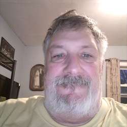 Gunner021's Chat & Dating Profile