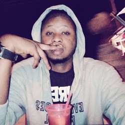 HarriBae's Chat & Dating Profile