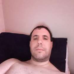HeyJustJoe00's Chat & Dating Profile