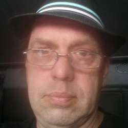 Hold31's Chat & Dating Profile