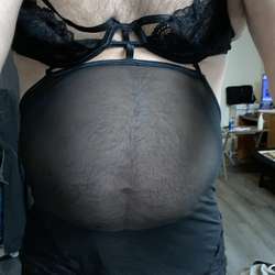 Hotnow's Chat & Dating Profile