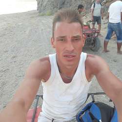 Ismael's Chat & Dating Profile