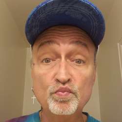 Iwanthardcock's Chat & Dating Profile