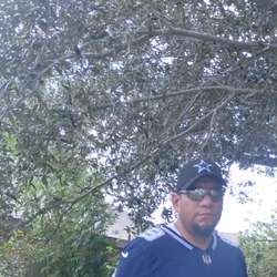 Javierperez's Chat & Dating Profile