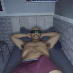 Juniorsexyboy's Chat & Dating Profile