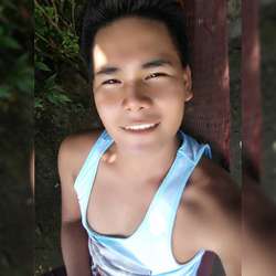 Langz25's Chat & Dating Profile