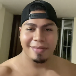 Mateo25's Chat & Dating Profile