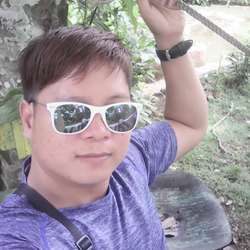 Nathaniel's Chat & Dating Profile