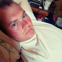 Nean's Chat & Dating Profile