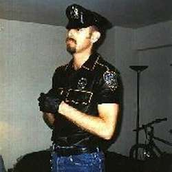 Oinker2's Chat & Dating Profile