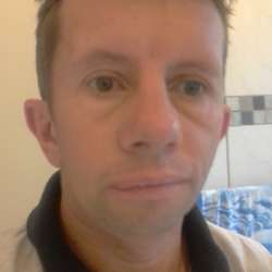 Pietvns's Chat & Dating Profile