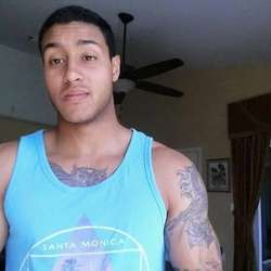 Rich0547's Chat & Dating Profile