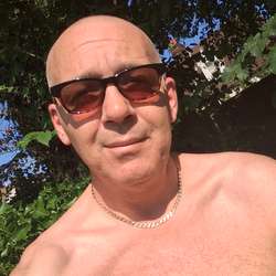 RichardCroydon's Chat & Dating Profile