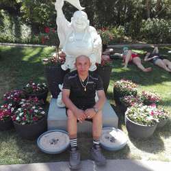 Rif's Chat & Dating Profile