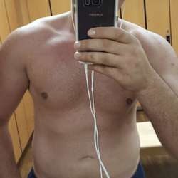 Rockhard3385's Chat & Dating Profile