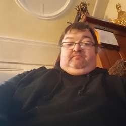 Sigibalu's Chat & Dating Profile