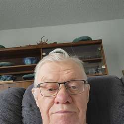 Stually's Chat & Dating Profile