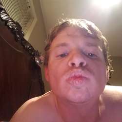 Sweetie85's Chat & Dating Profile