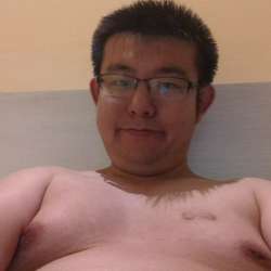 TomChi's Chat & Dating Profile