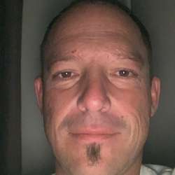 Tommy007's Chat & Dating Profile