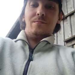 Valdek's Chat & Dating Profile