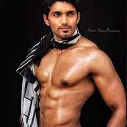 Vinaymithran87's Chat & Dating Profile