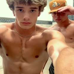 a0roman's Chat & Dating Profile