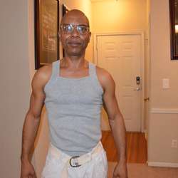 andrescott's Chat & Dating Profile
