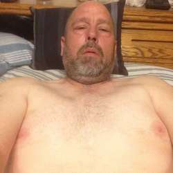 burtboone's Chat & Dating Profile