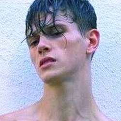 contender20x's Chat & Dating Profile