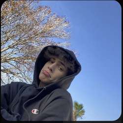 jjsimonz0936's Chat & Dating Profile