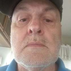 justme987's Chat & Dating Profile