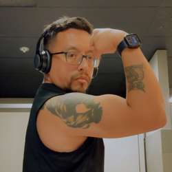 latinflavor4you's Chat & Dating Profile