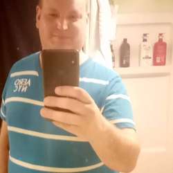 leil8988's Chat & Dating Profile