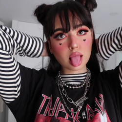 megan's Chat & Dating Profile