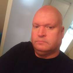 naughty72's Chat & Dating Profile