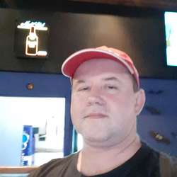 ottawaguy3737's Chat & Dating Profile